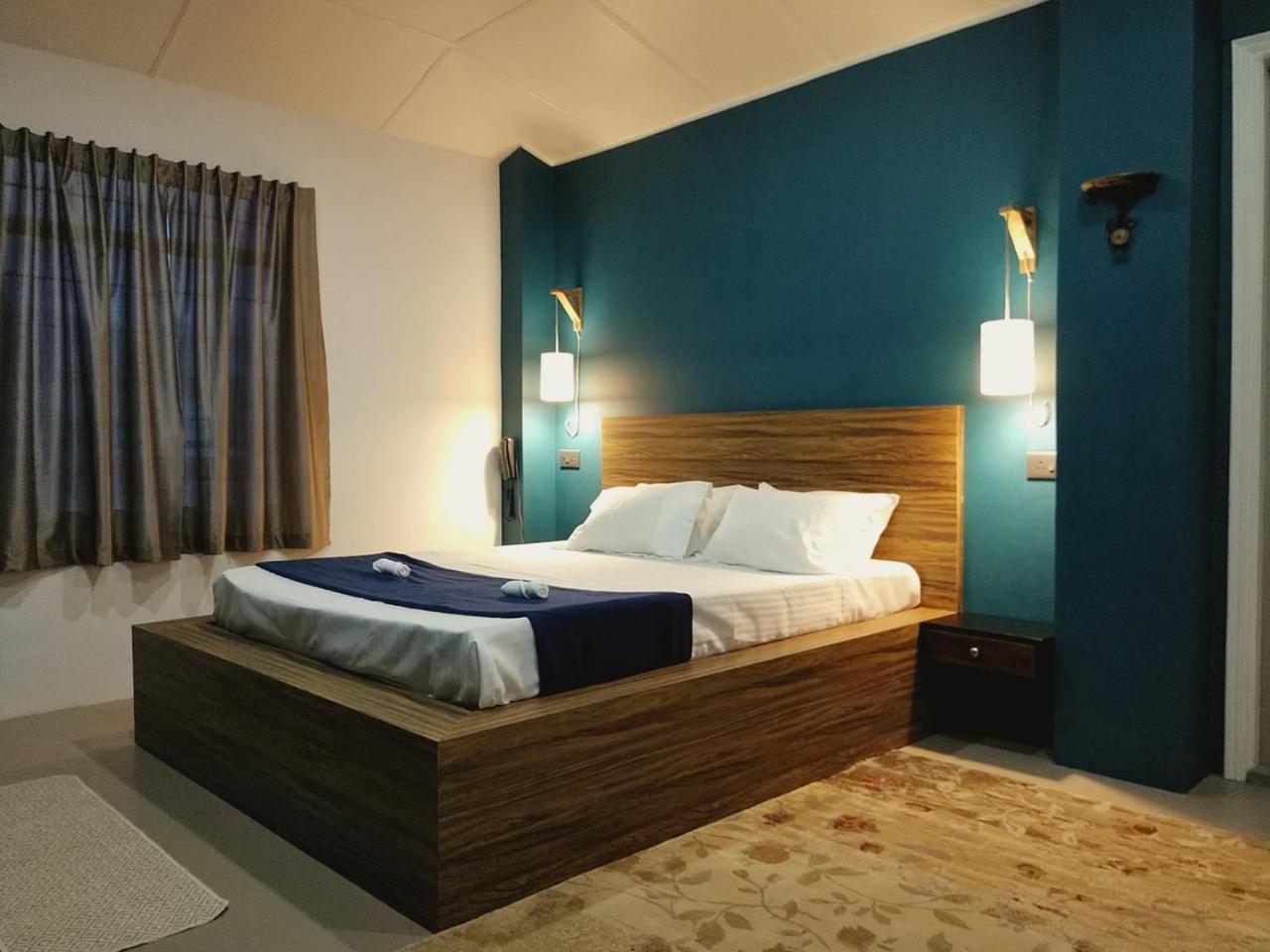 Rockski Boutique Bed & Breakfast シロン エクステリア 写真